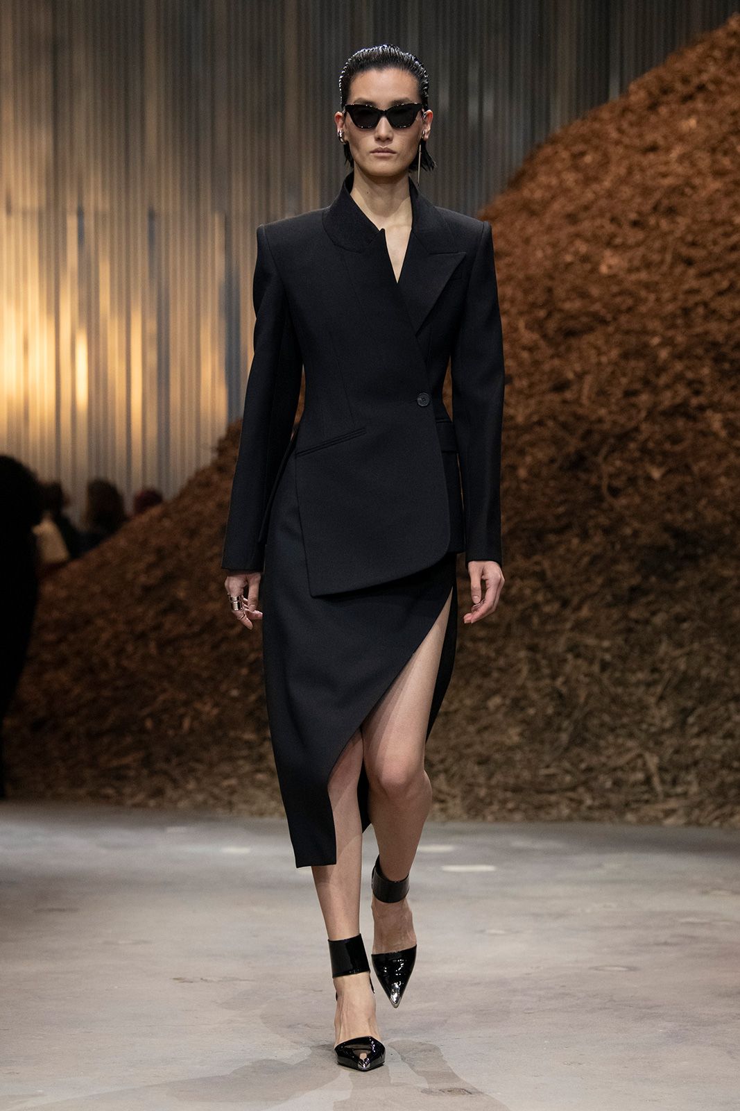 Alexander Mc Queen Fw 2022 Metalmagazine 6.jpg