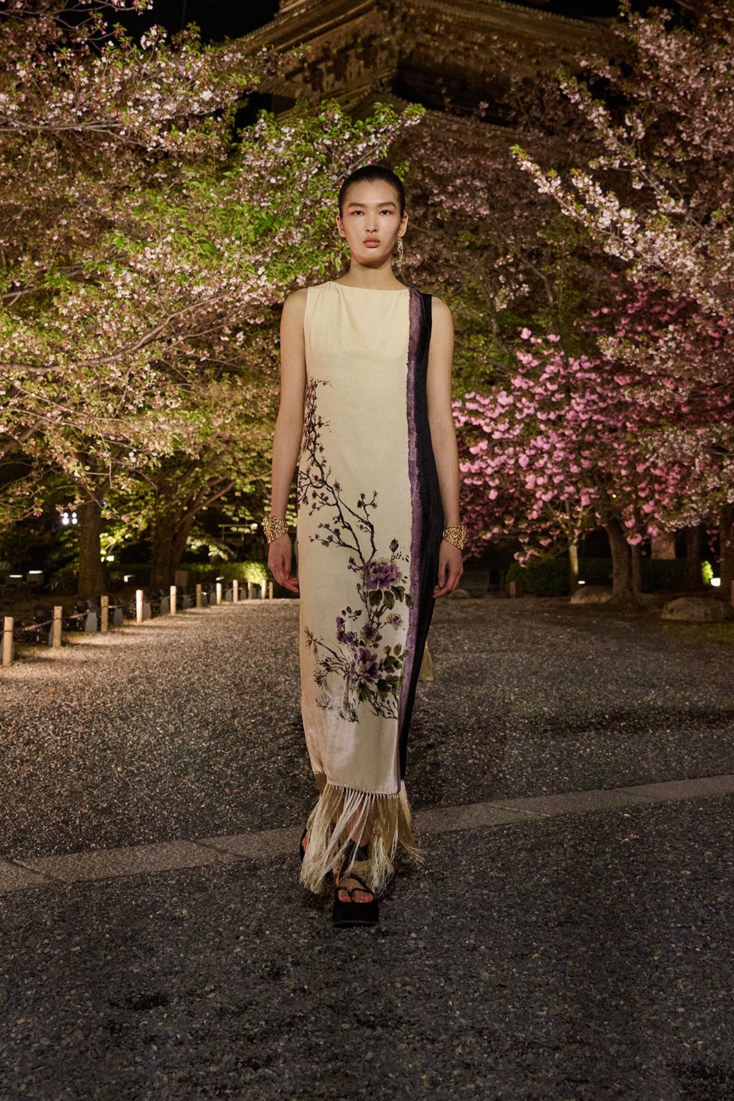 DIOR_W_RTW_FALL25_KYOTO_LOOK_52.jpg