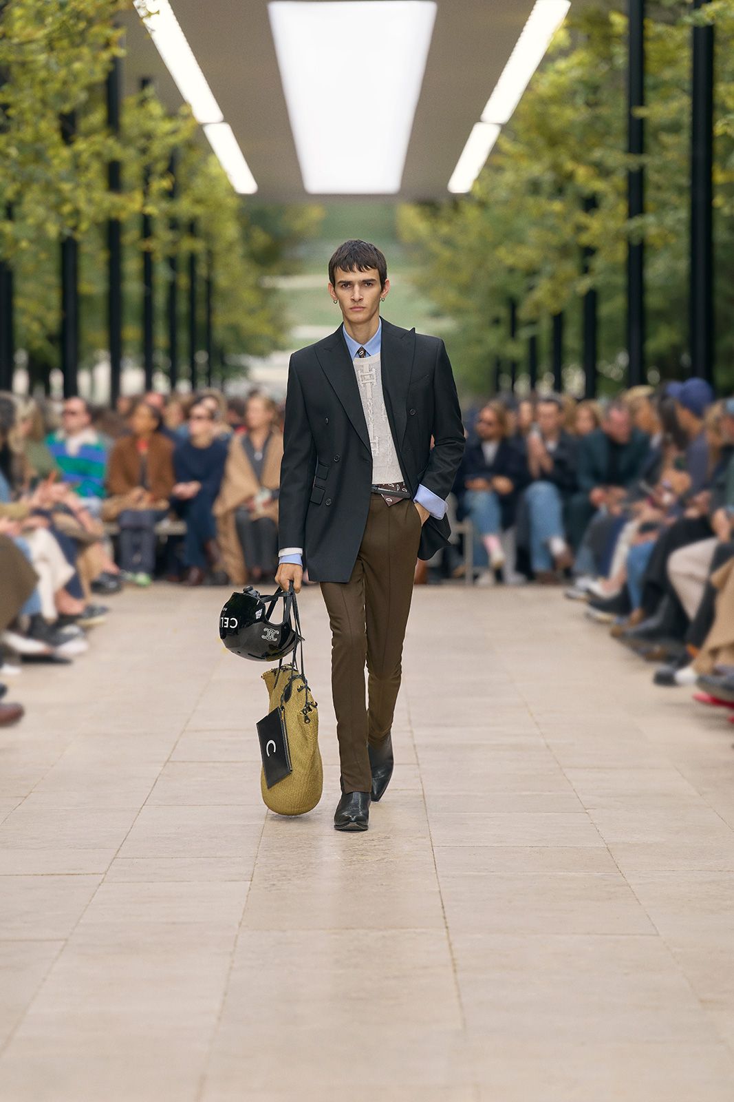 Celine-S26-look-21.jpg