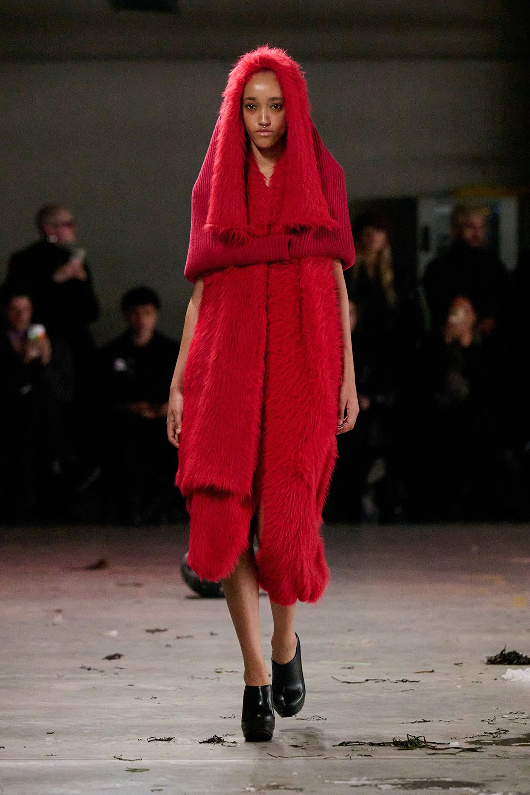 Sia-Arnika_AW25_Look010_br_James-Cochrane_for_BFW_PRESS.jpg
