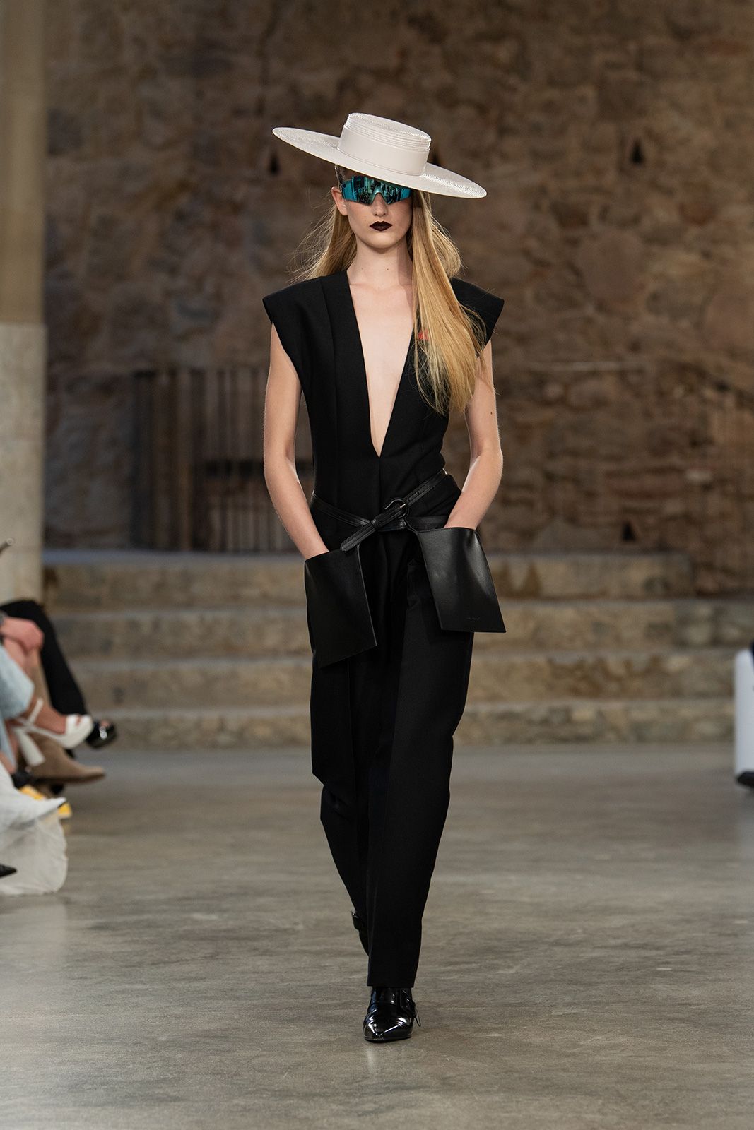 Louis-Vuitton_CR25_13.jpg