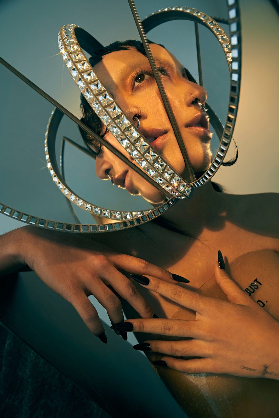 Gena Desouza Metalmagazine 4.jpg
