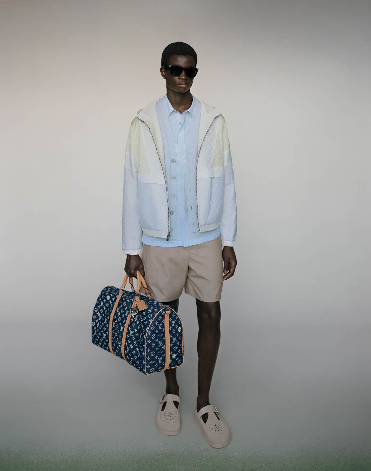 LOUIS-VUITTON-MEN-SPRING-26_14.jpg