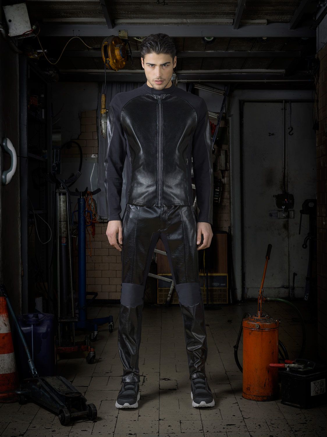 Dirk Bikkembergs Lee Wood Metalmagazine 16.jpg