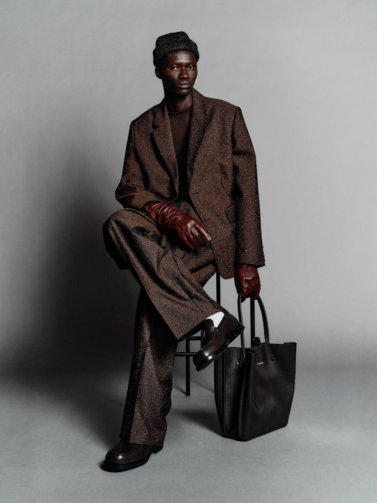 BALENCIAGA-FALL-26_2.jpg