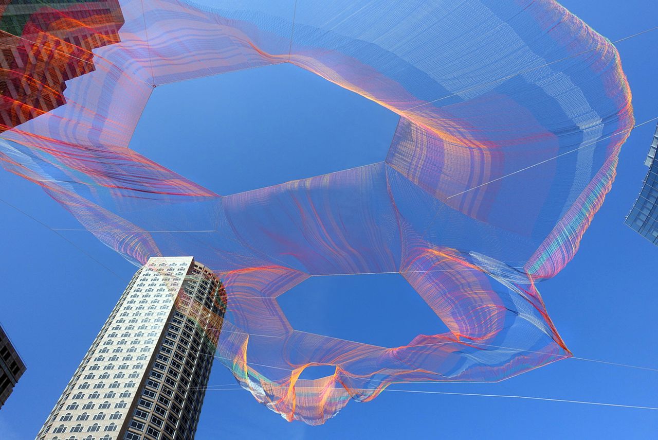 Bos Echelman Photo Melissa Henry Ds C00751e.jpg