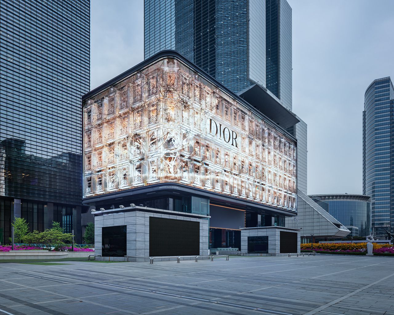 Dior Screen Seoul © Kyungsub Shin 3.jpg