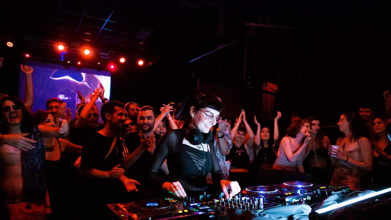 Sisters of Rave 2.jpg