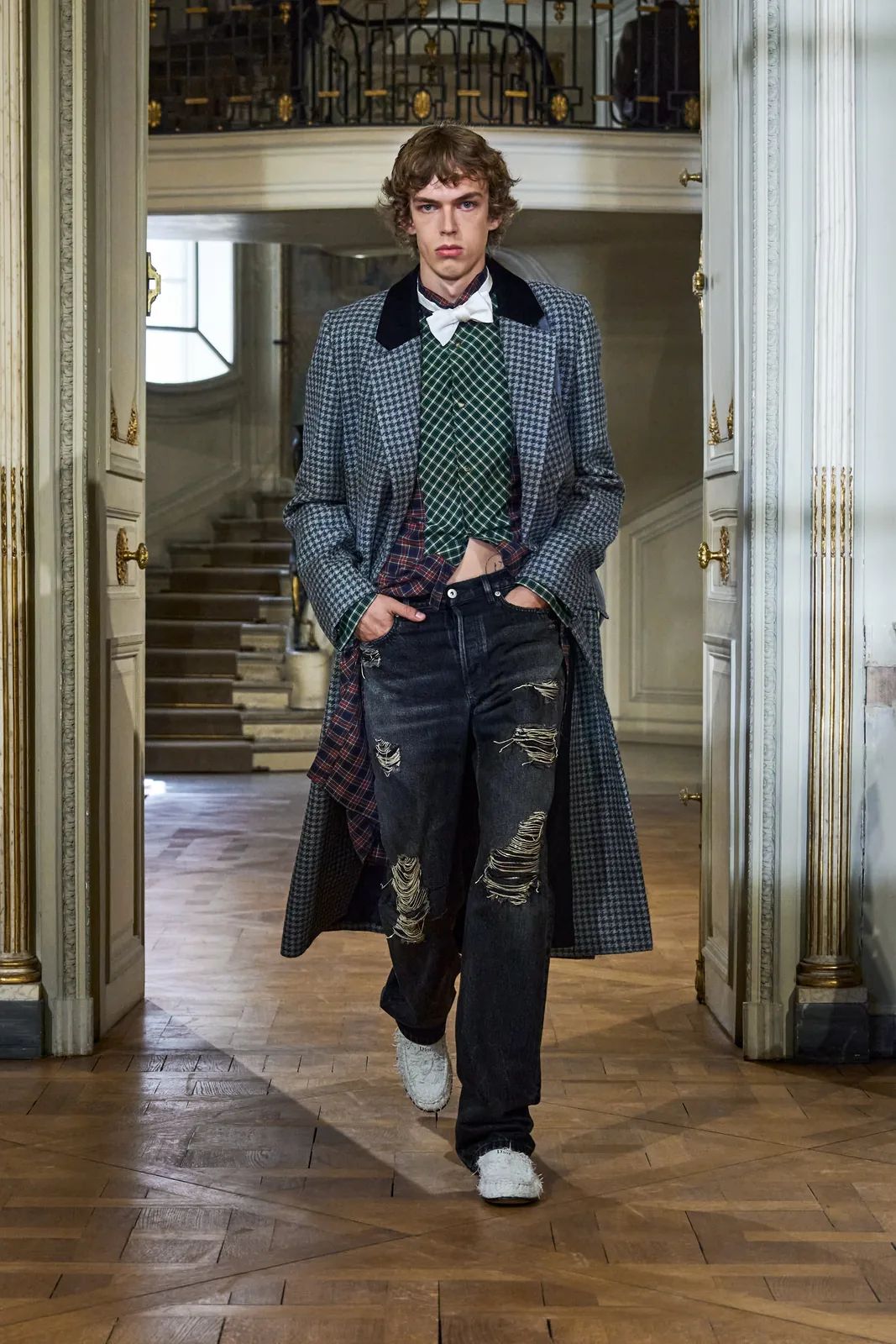metal-trends-in-menswear-07.webp