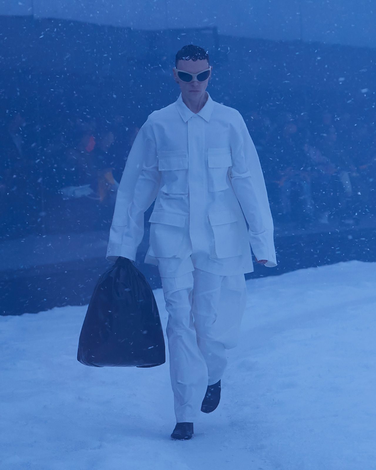 Balenciaga Winter 22 Look 62 Tom.jpg