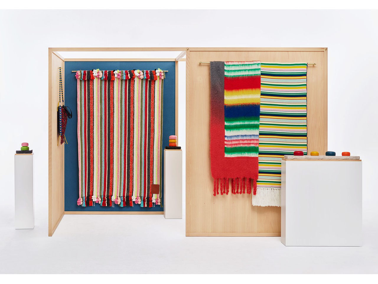 Blankets Loewe Metalmagazine 9.jpg