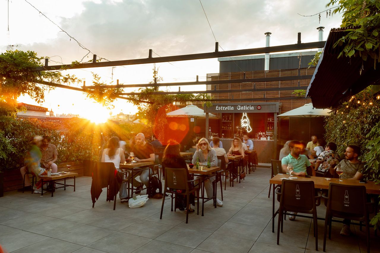 La Cafeteria De La Terraza De La Casa Encendida.jpg