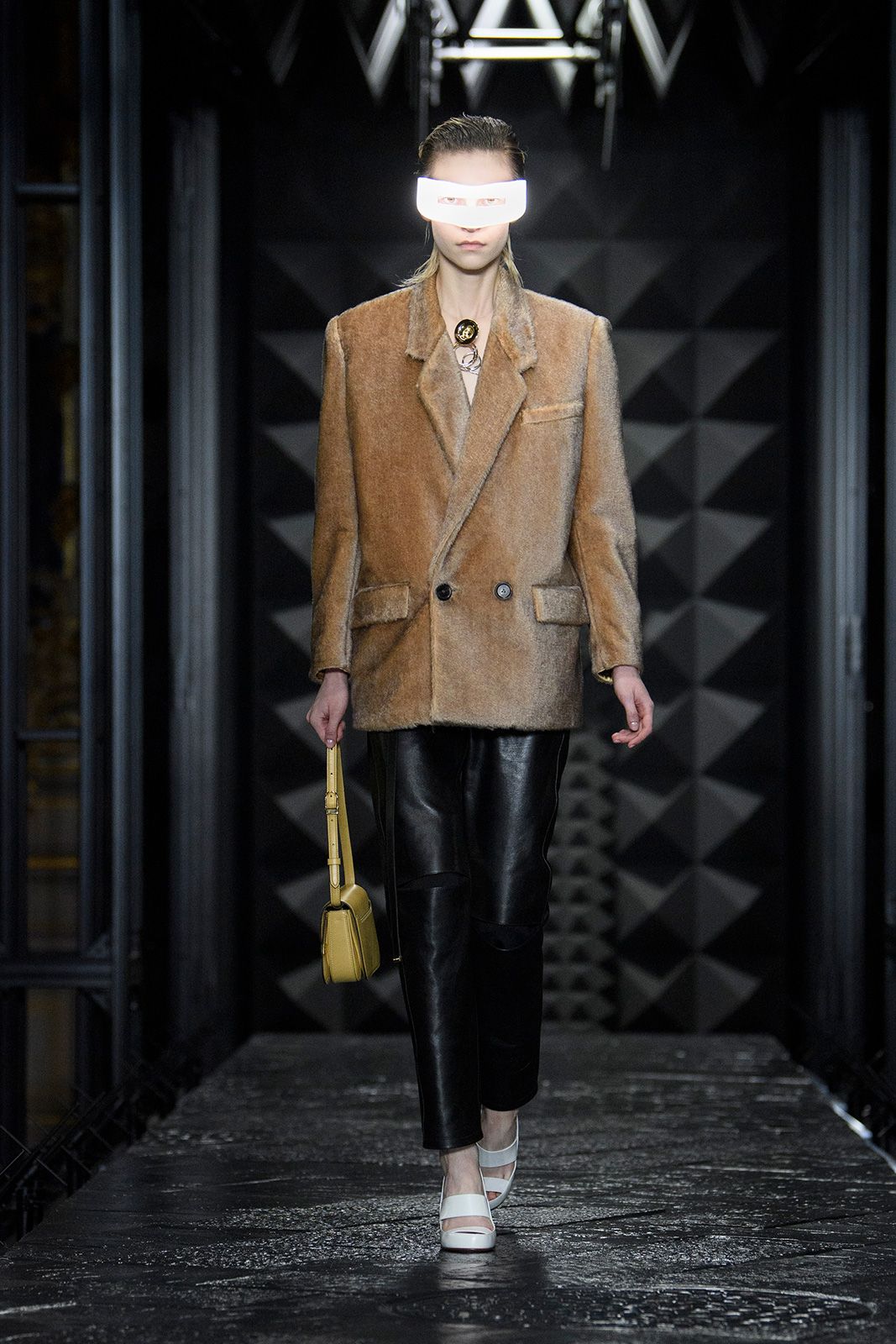 Louis Vuitton F W2324 Look 15.jpg