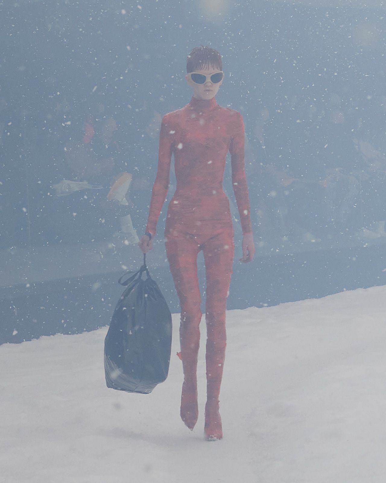 Balenciaga Winter 22 Look 25 Marie.jpg
