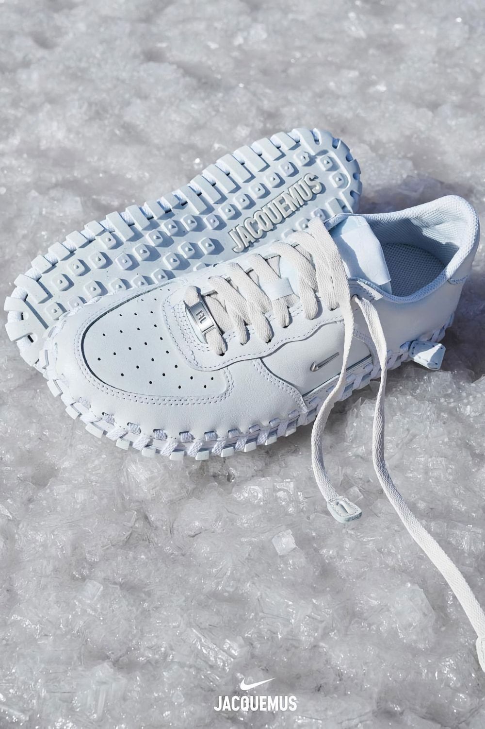 Jacquemus Nike 2.jpg