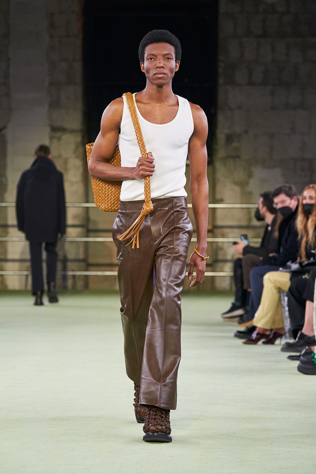 Bottega Veneta W22 022.jpg