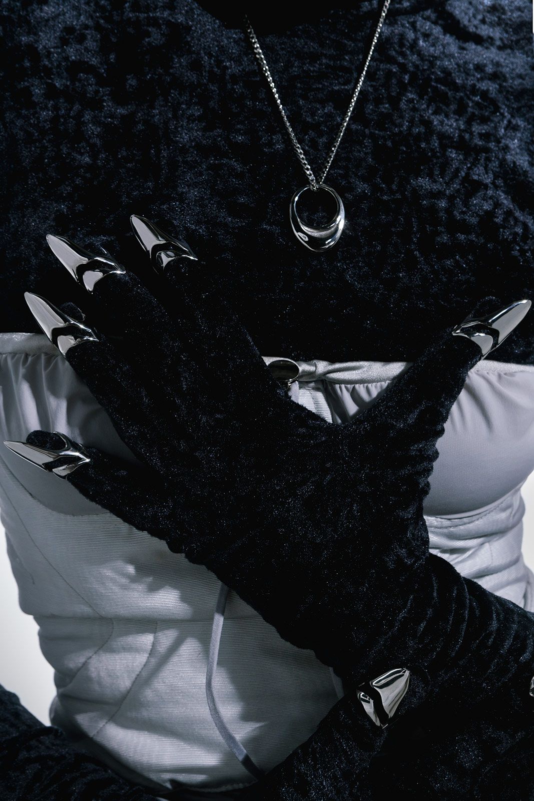 Vitaly Fall2021 Editorial High 16.jpg