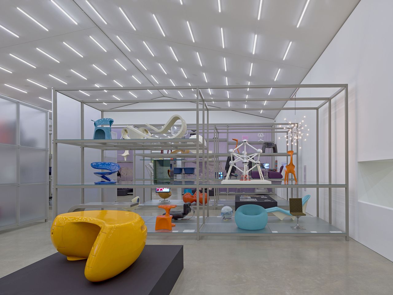 02_VDM_Science-Fiction-Design_Installation-View.jpg