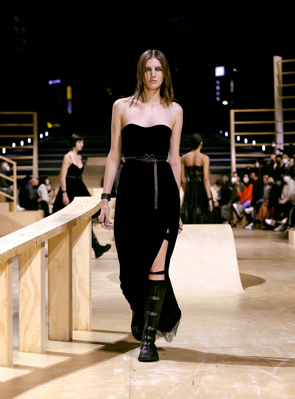 Dior Fall 2022 Show Metalmagazine 47.jpg