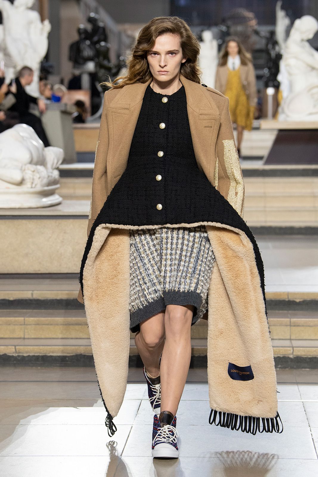 Louis Vuitton F W22 Look 10.jpg