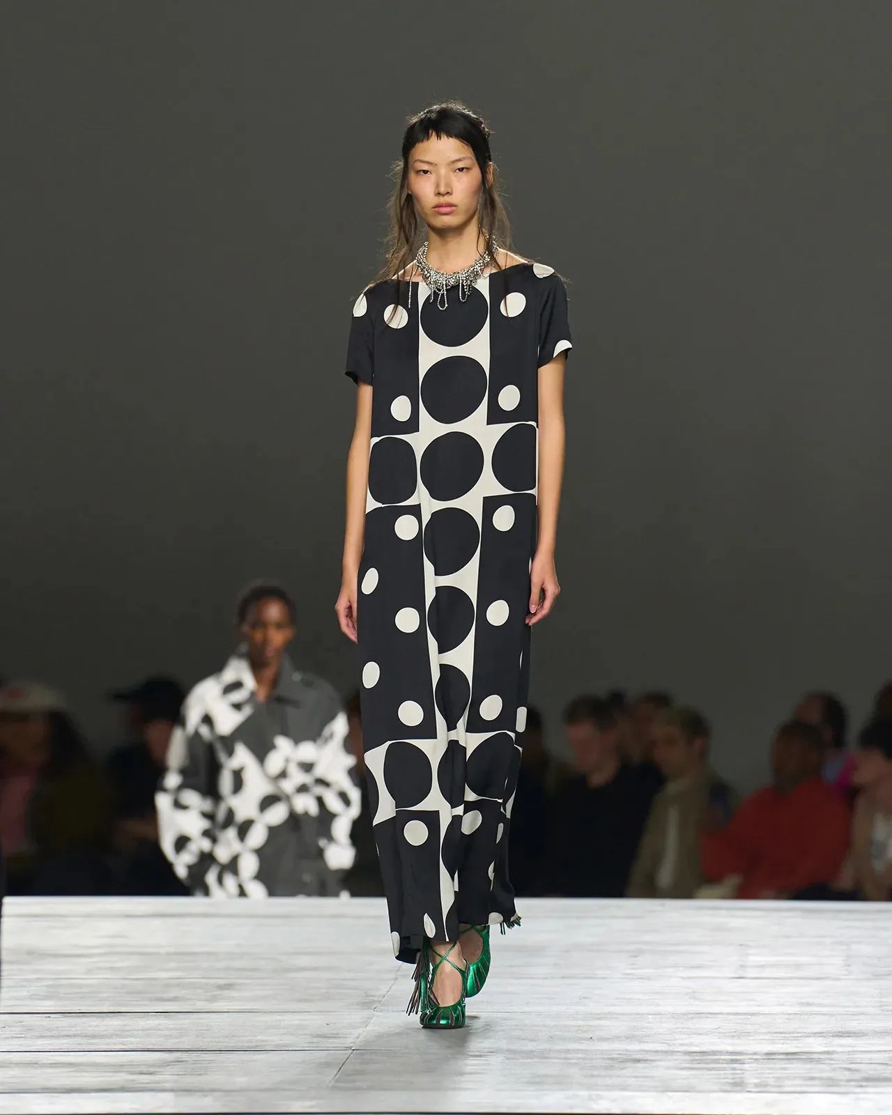 metal-dries-van-noten-03.webp