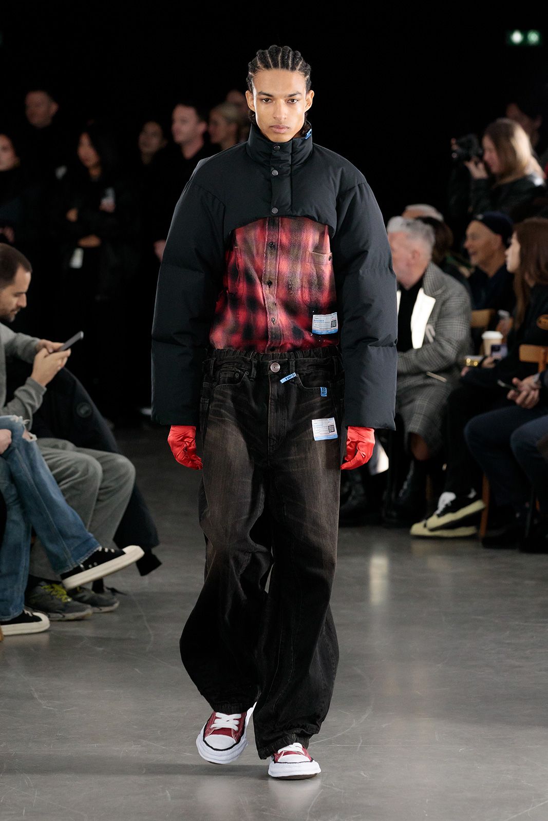 Maison Mihara Yasuhiro F W 2023 26.jpg