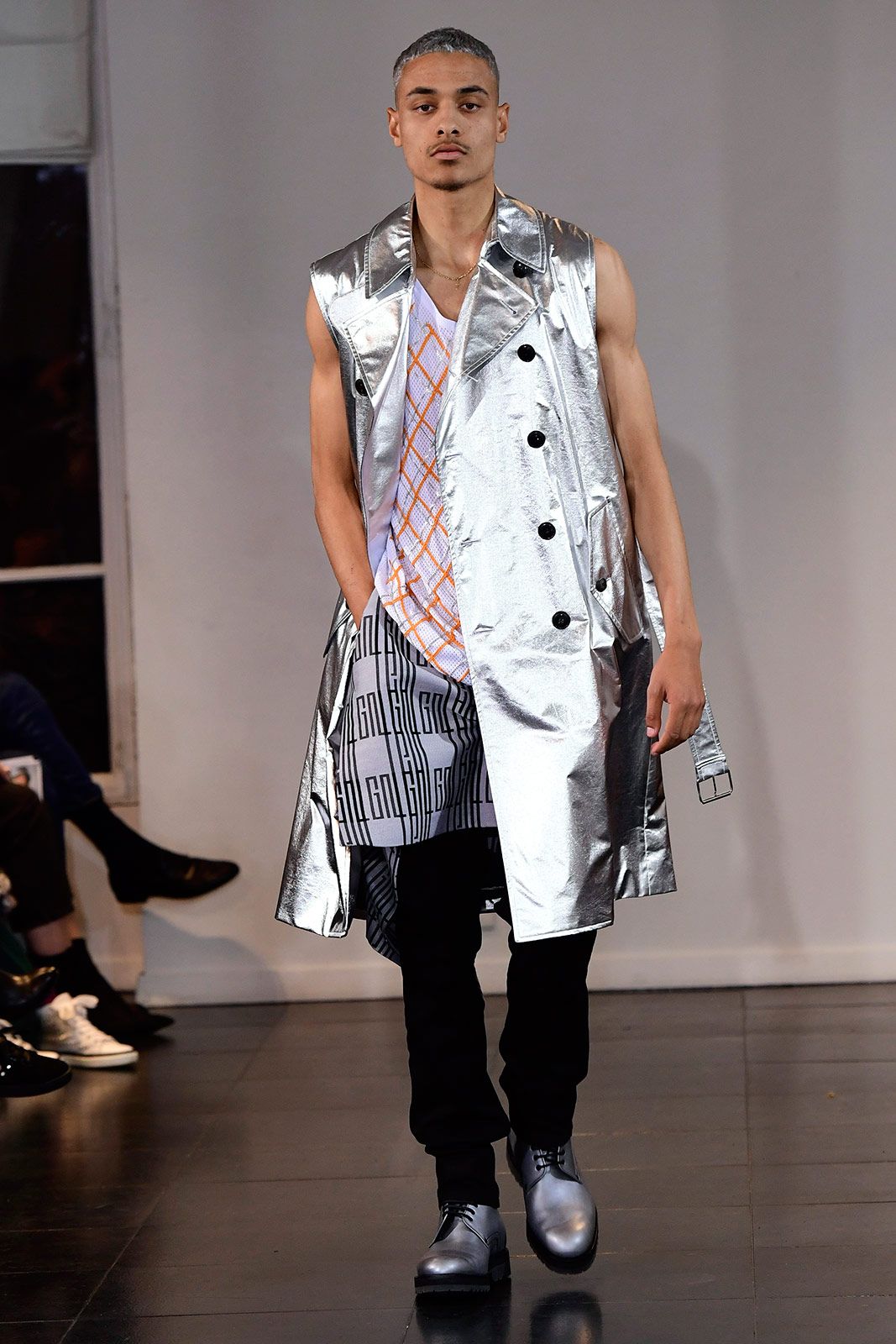 Louis Gabriel Nouchi Metalmagazine 15.jpg