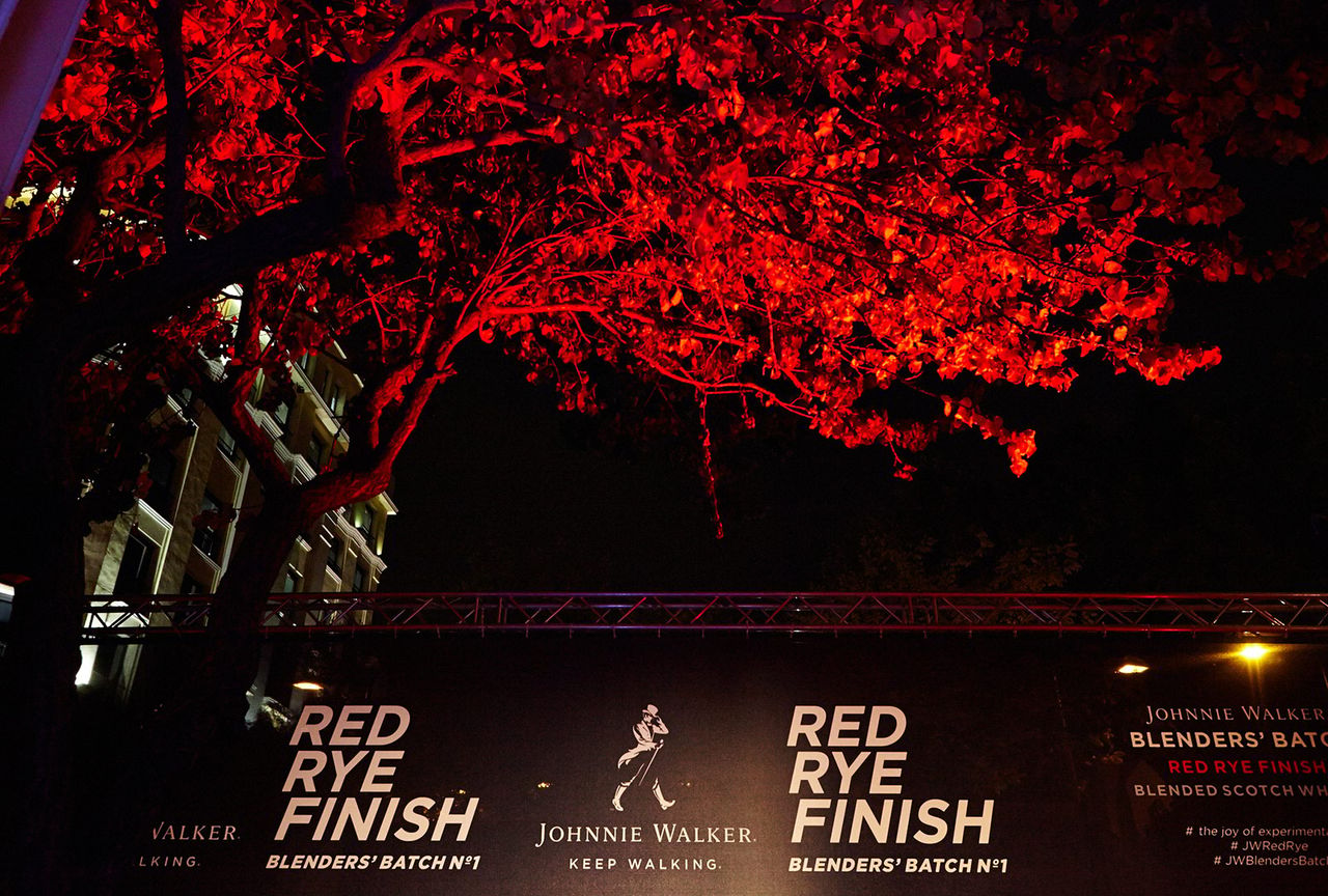 Johnnie Walker Red Rye Finish  Metalmagazine 6.jpg