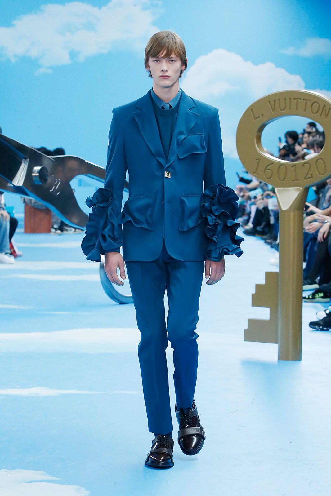 Louis Vuitton F W20 Metalmagazine 26.jpg