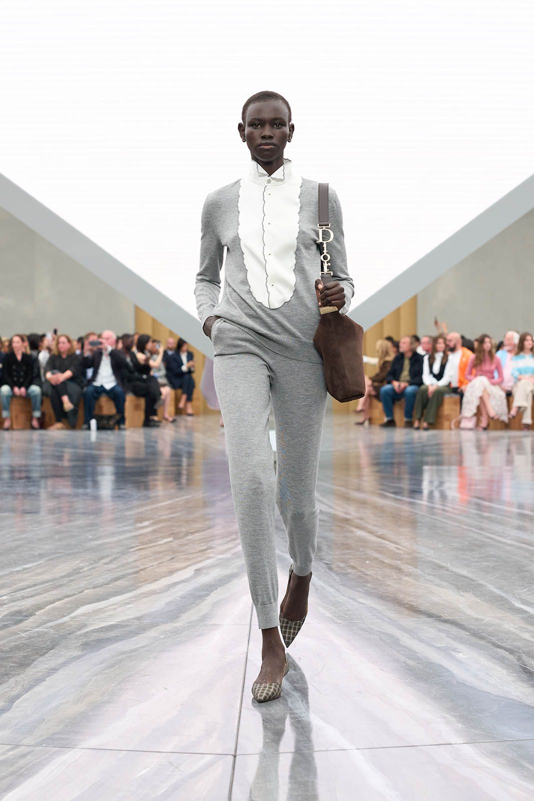 DIOR_W_RTW_SS26_12.jpg