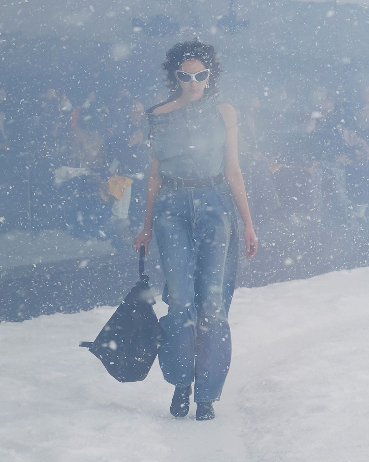 Balenciaga Winter 22 Look 47 Lisa.jpg