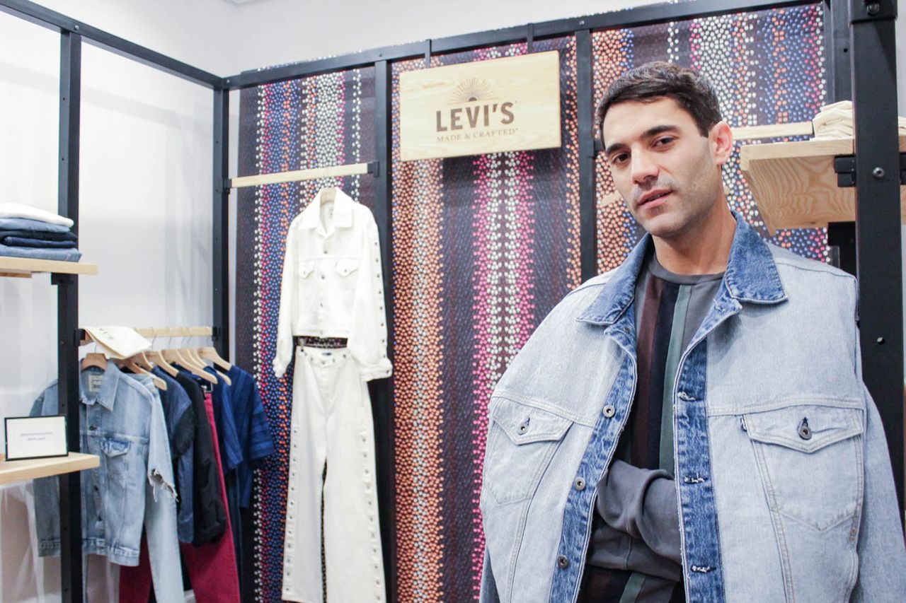 Levis8130.jpg