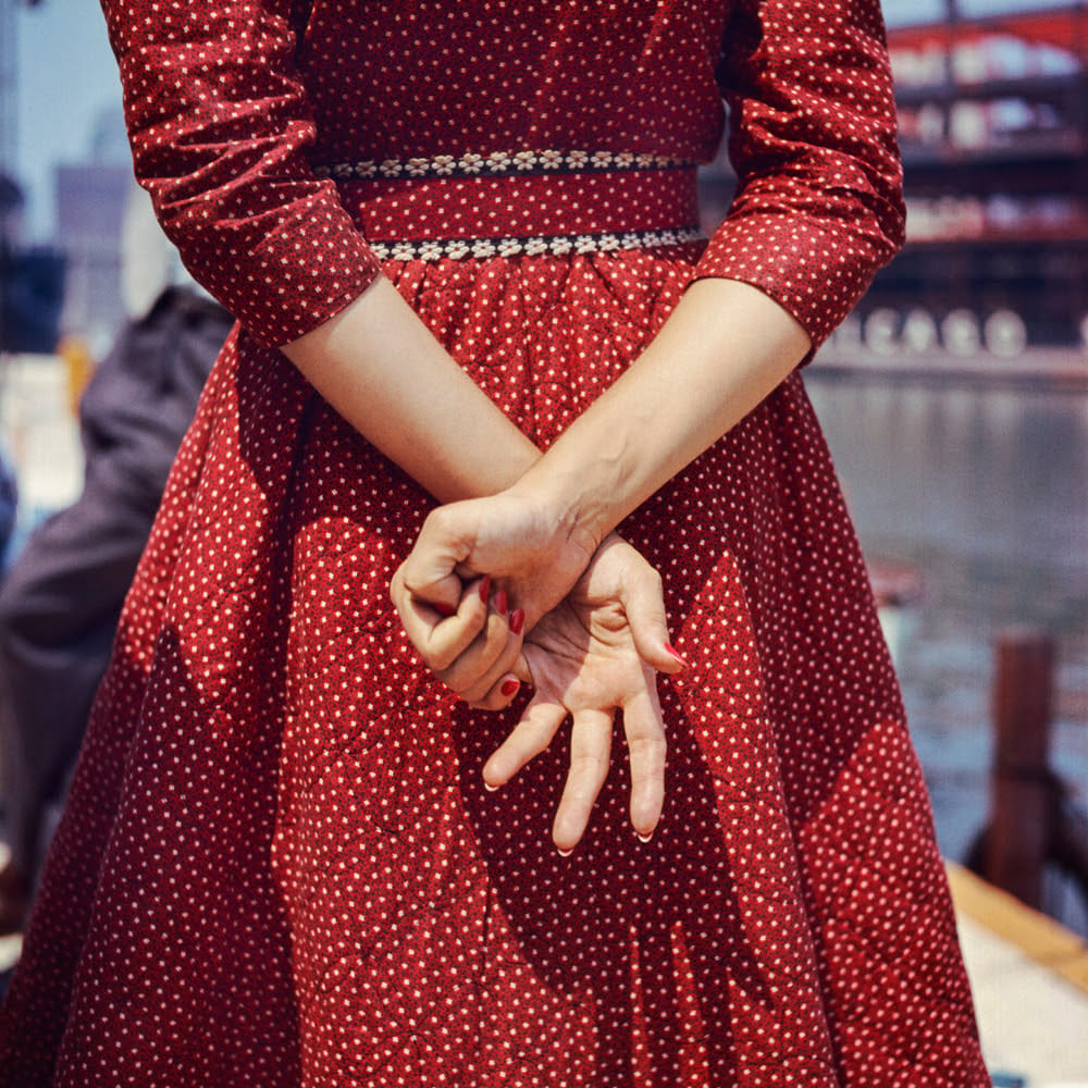 Location Unknown  1956 © Estate of Vivian Maier  Courtesy Maloof Collection and Howard Greenberg Gallery  New York.jpg