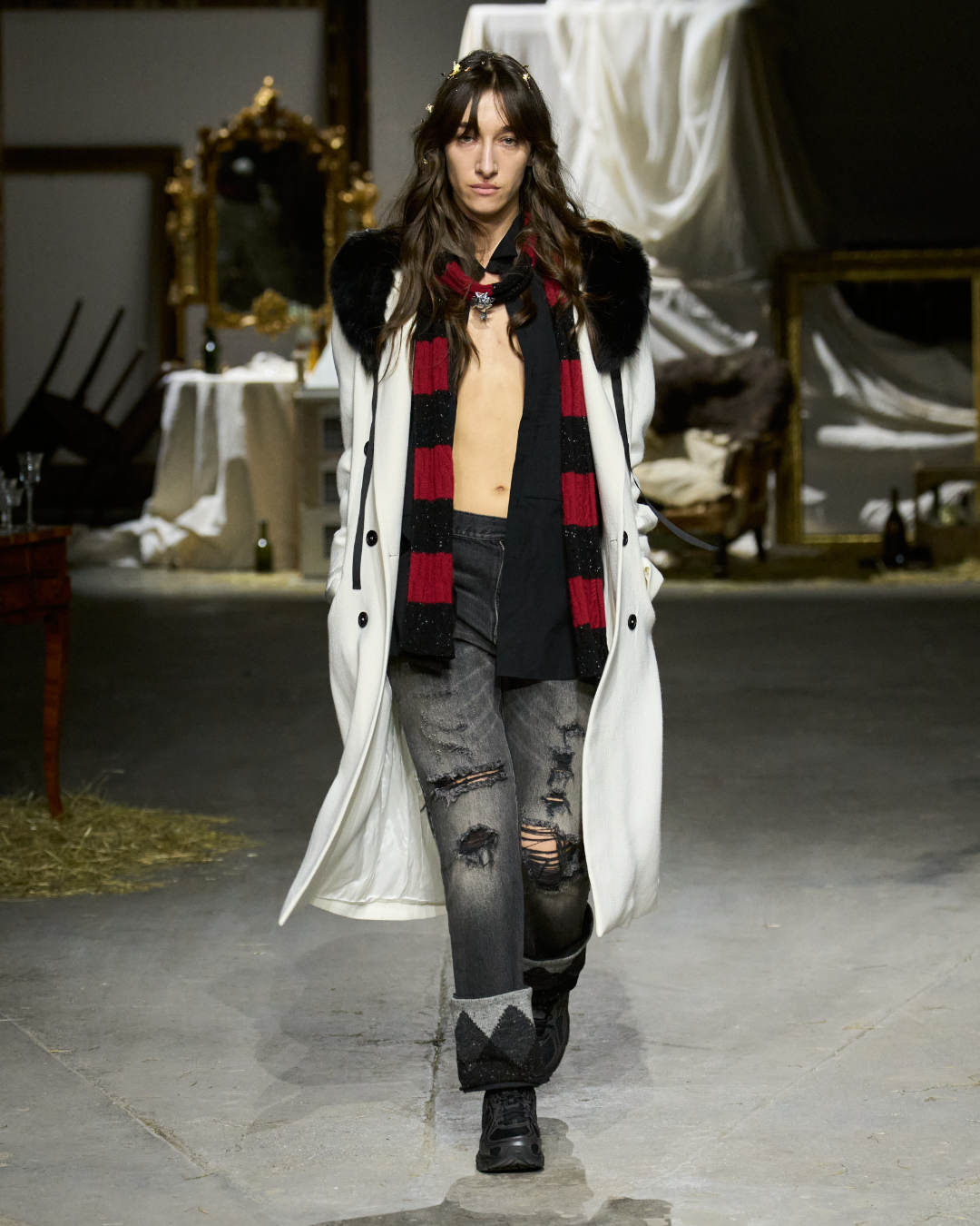 Oscar Oyuang F26 Look 02.jpg