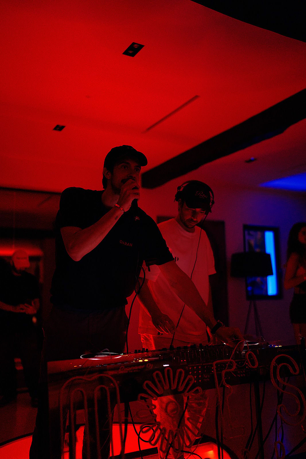 Moes-Records_5.jpg
