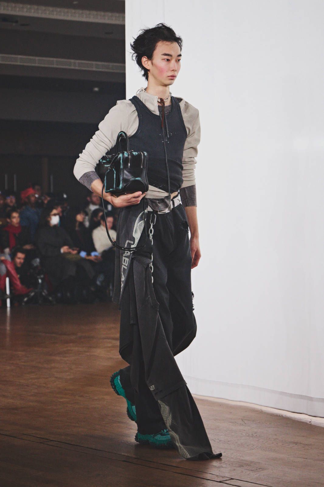 Camperlab_fw26_runway_press_look_07.jpg