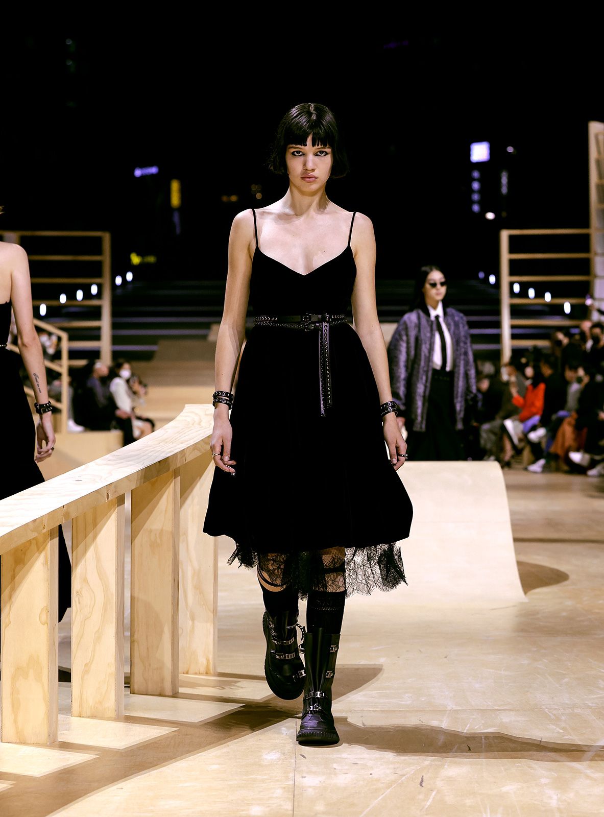 Dior Fall 2022 Show Metalmagazine 48.jpg