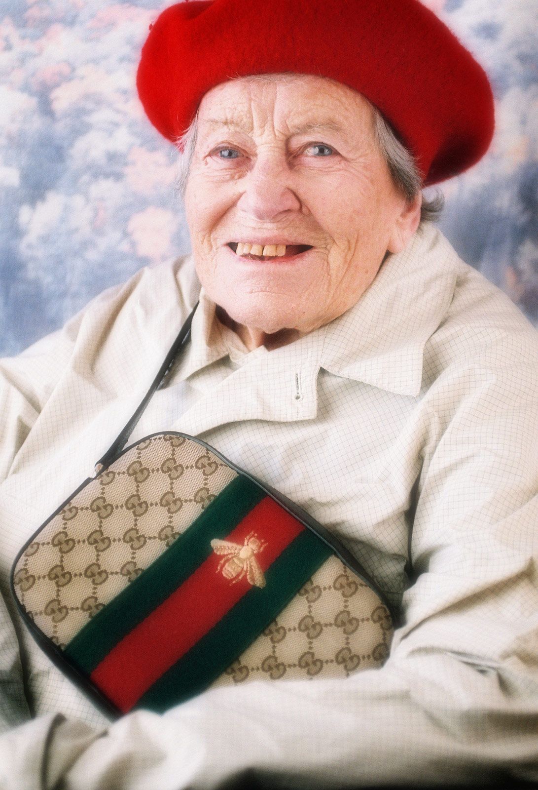 97yogucci Claravisa.jpg
