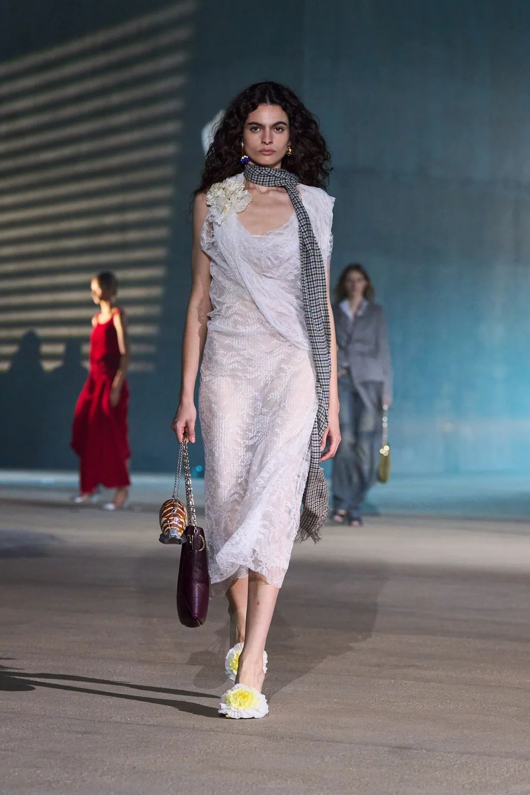 metal-jonathan-anderson-takes-over-la-for-his-cruise-2026-debut-collection-35.webp