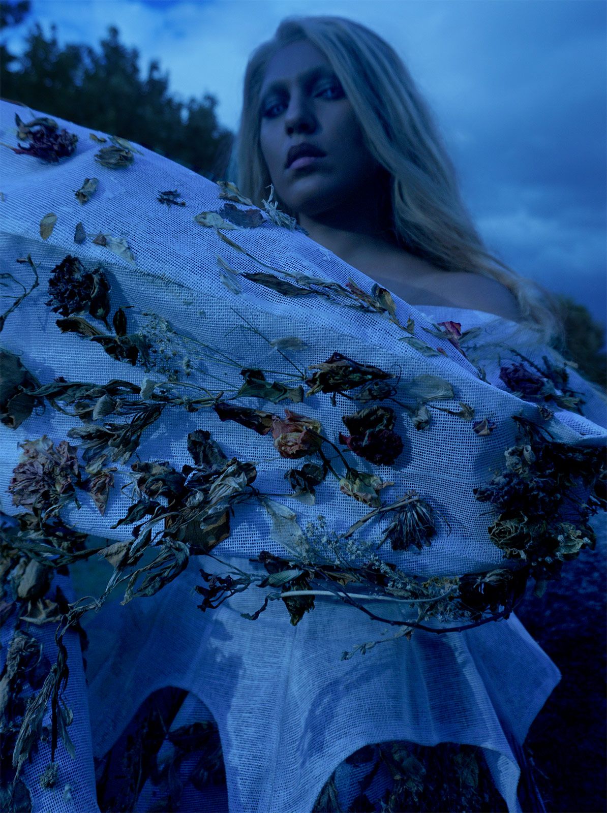 Lafawndah Metalmagazine 10.jpg