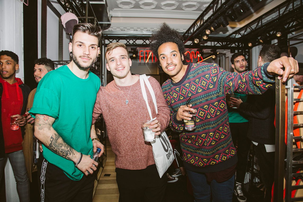 Bershka Portal Del Angel Fiesta 01.jpg
