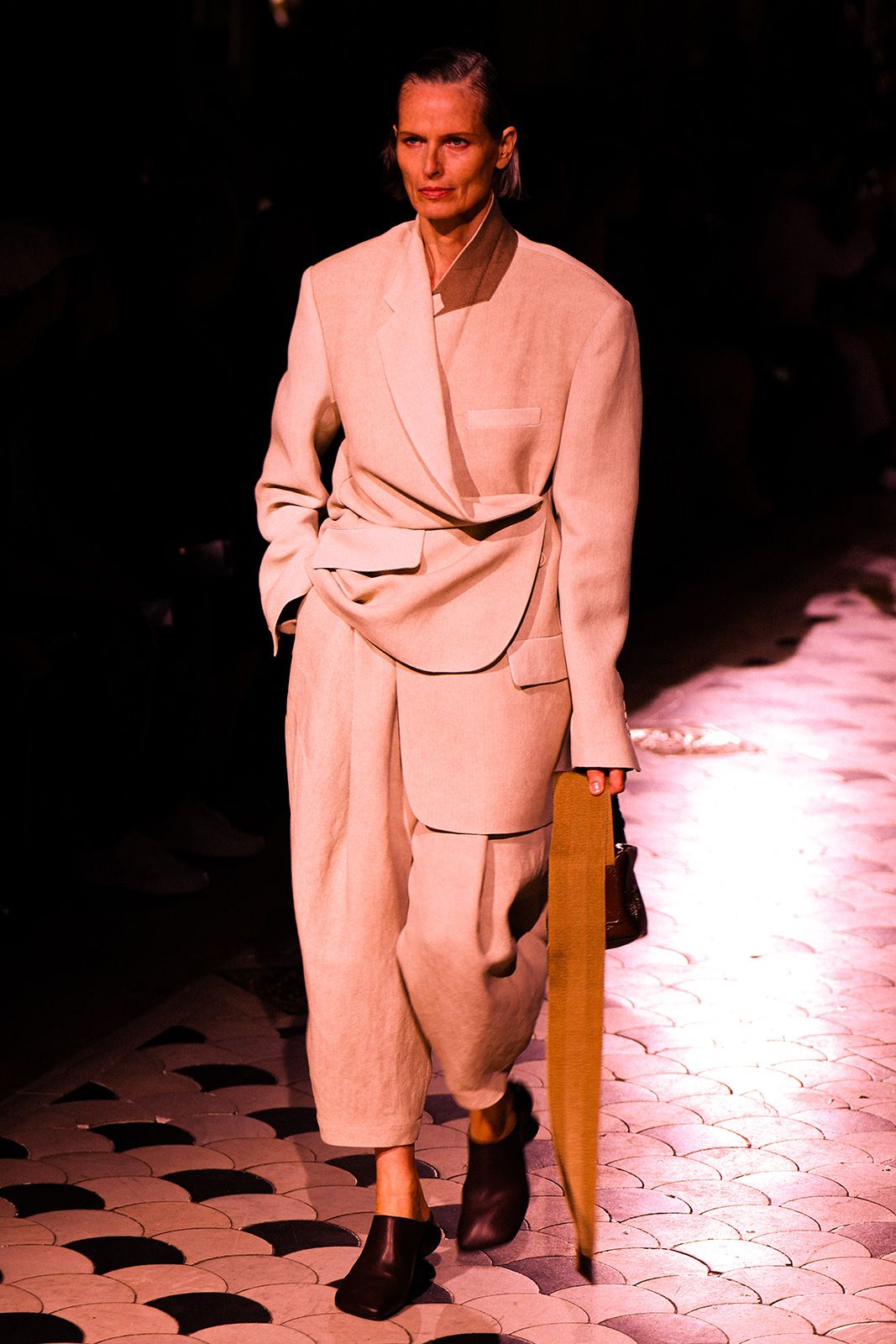 uma-wang-runway-ss25-14.jpg