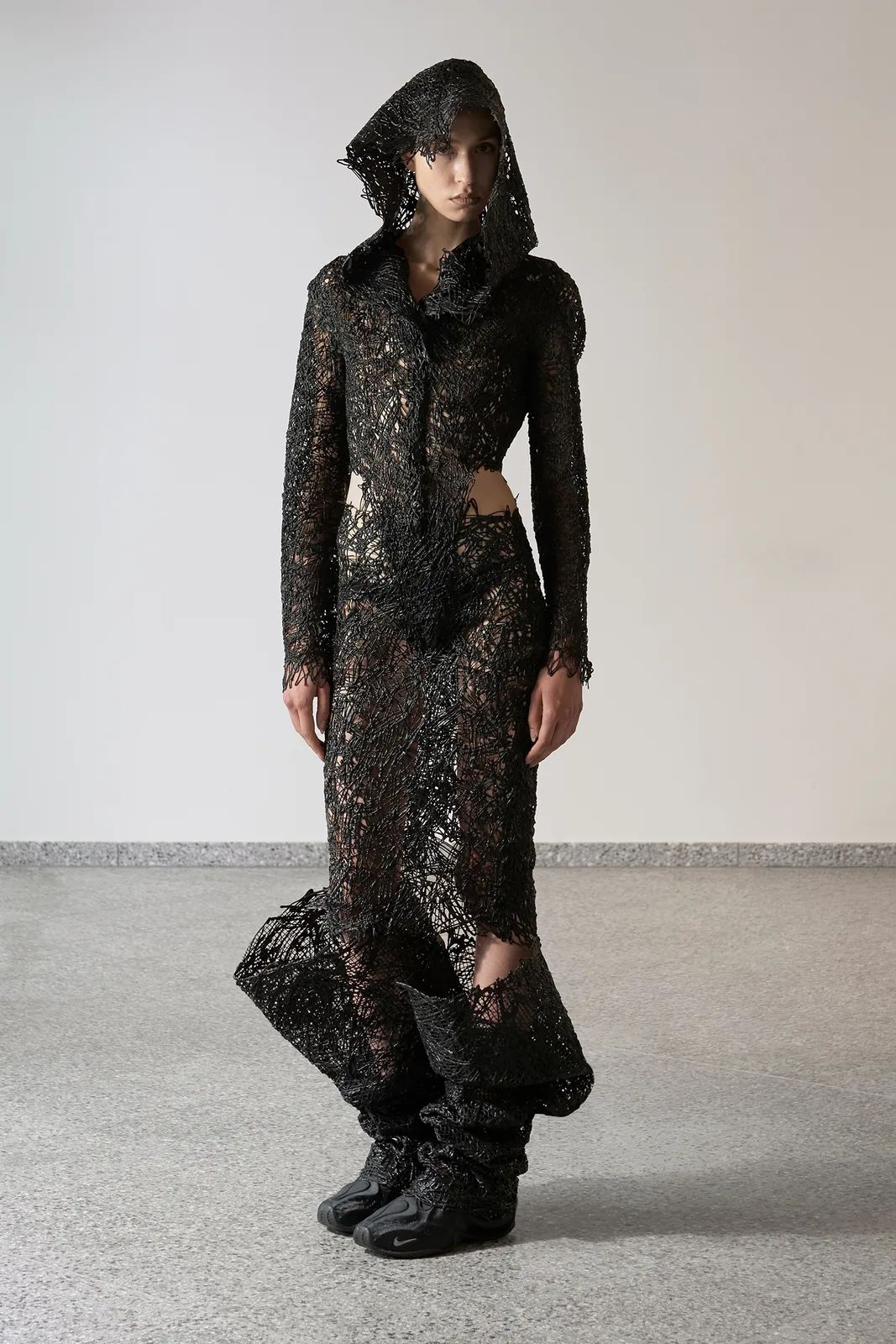 metal-berlin-fashion-week-ss27-kasia-kucharska-04.webp