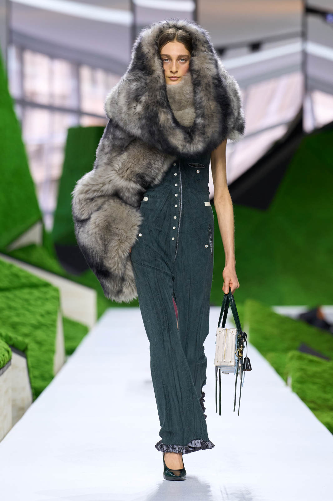 Louis_Vuitton-FW-2026_10.jpg