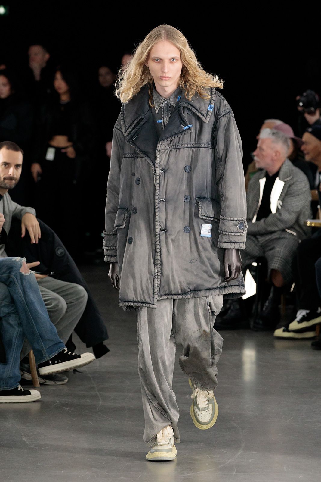 Maison Mihara Yasuhiro F W 2023 2.jpg