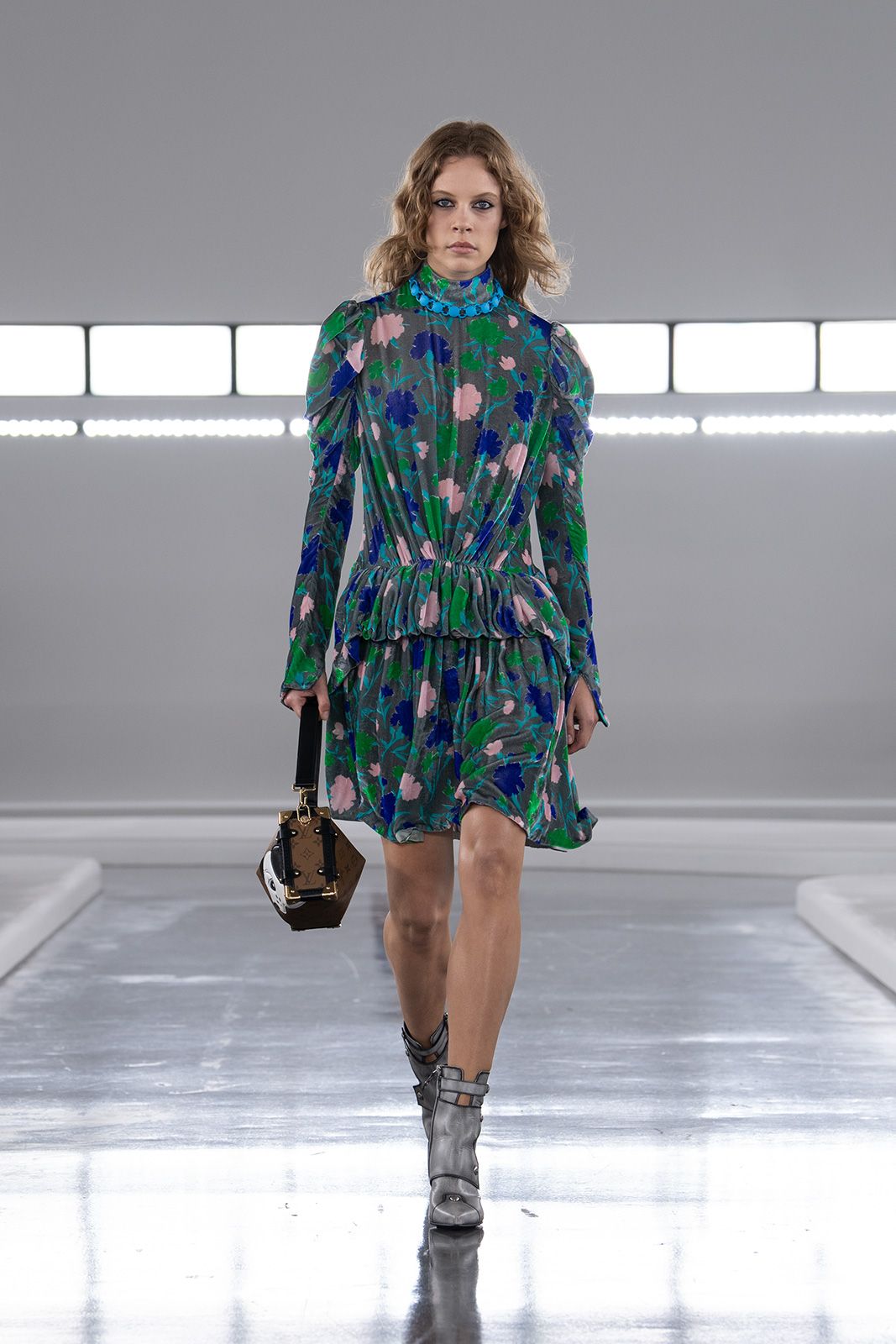 Louis_Vuitton_Women_s_Pre-Fall_2024_9.jpg