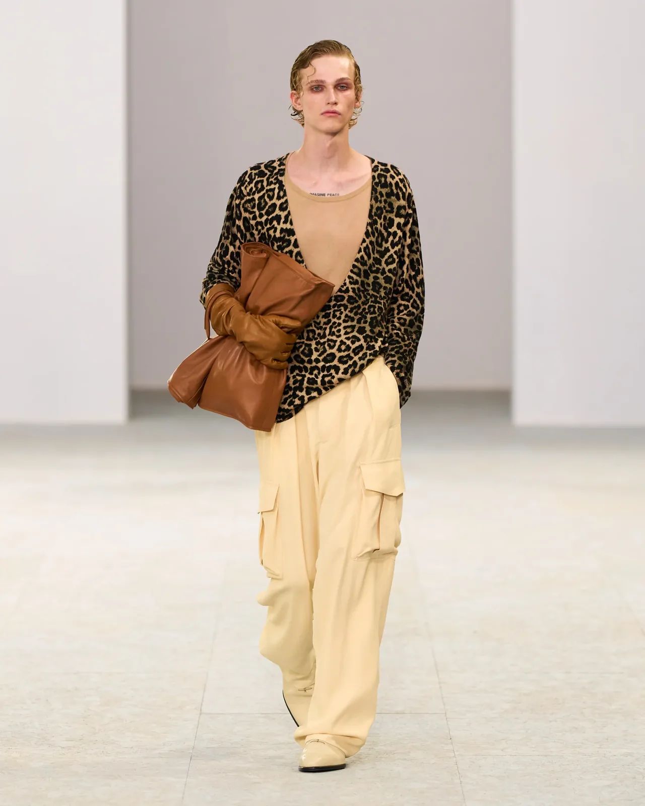 metal-dries-van-noten-s-s-2027-menswear-06.webp