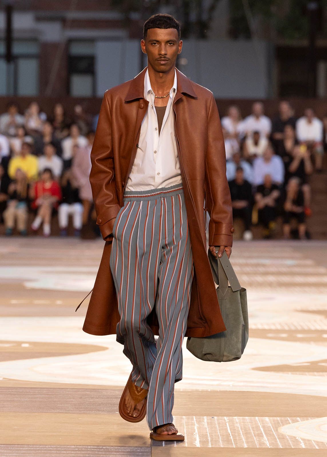LOUIS-VUITTON-MEN-SPRING-SUMMER-2026-SHOW-LOOK_29.jpg