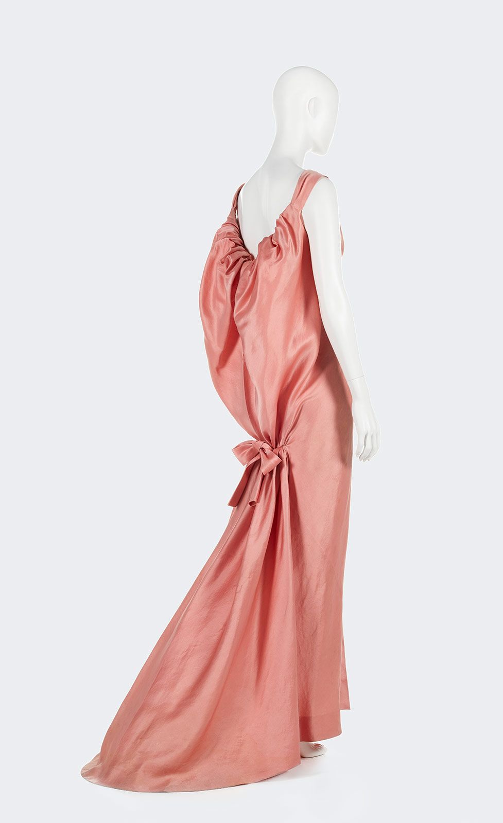 2 Balenciaga Ah Fw 1961.jpg