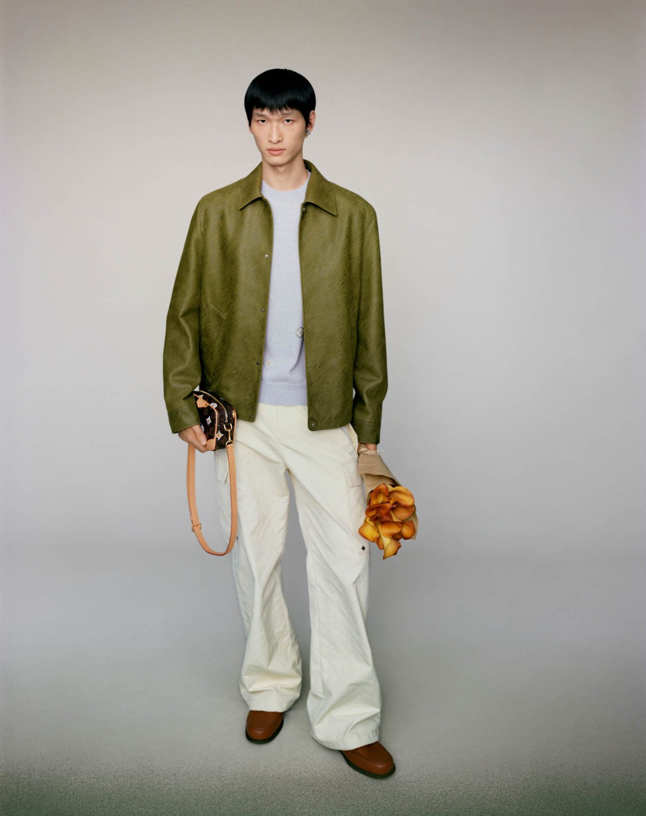 LOUIS-VUITTON-MEN-SPRING-26_17.jpg